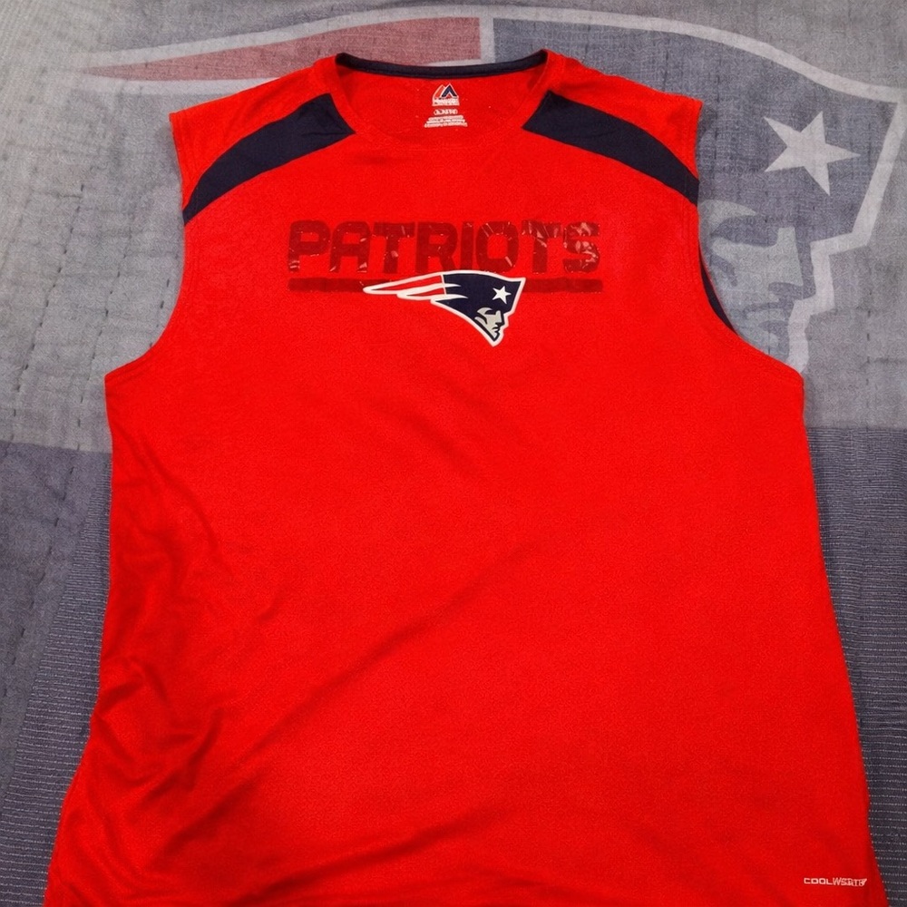 Mens Majestic New England Patriots Tee